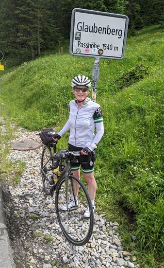 Ein Bild, das Baum, drauen, Fahrrad, Gras enthlt.

Automatisch generierte Beschreibung