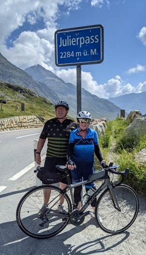 Ein Bild, das Text, Fahrrad, drauen enthlt.

Automatisch generierte Beschreibung