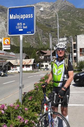 Ein Bild, das Text, drauen, Strae, Fahrrad enthlt.

Automatisch generierte Beschreibung