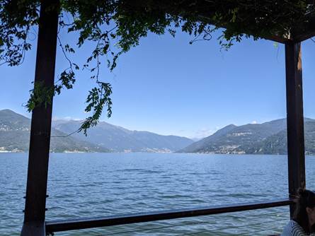 Ein Bild, das Wasser, Himmel, drauen, Baum enthlt.

Automatisch generierte Beschreibung